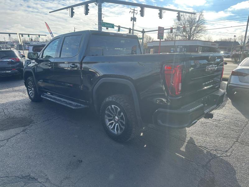 GMC Sierra 1500 AT4 Crew Cab Long Box 4WD 2020