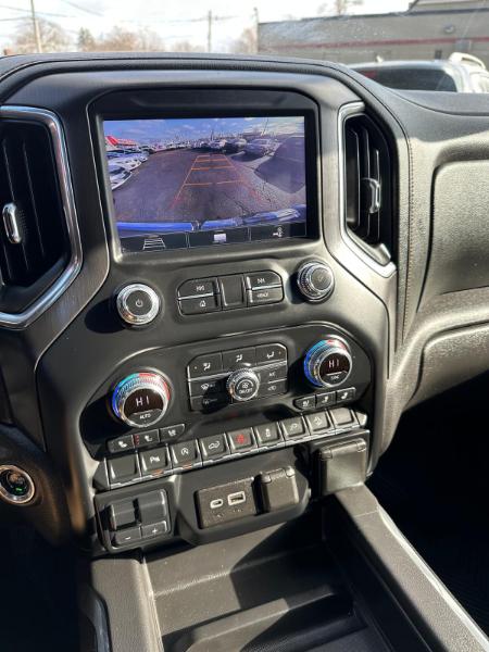 GMC Sierra 1500 AT4 Crew Cab Long Box 4WD 2020