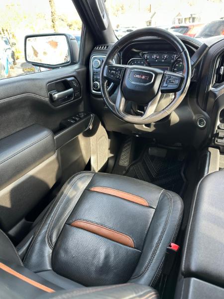 GMC Sierra 1500 AT4 Crew Cab Long Box 4WD 2020