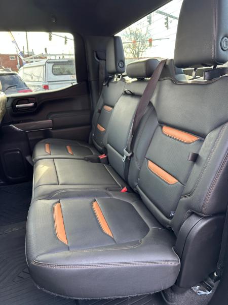 GMC Sierra 1500 AT4 Crew Cab Long Box 4WD 2020