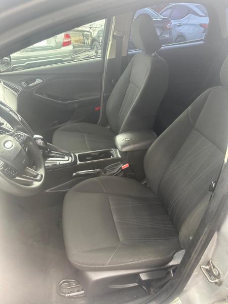 Ford Focus SE Hatch 2016