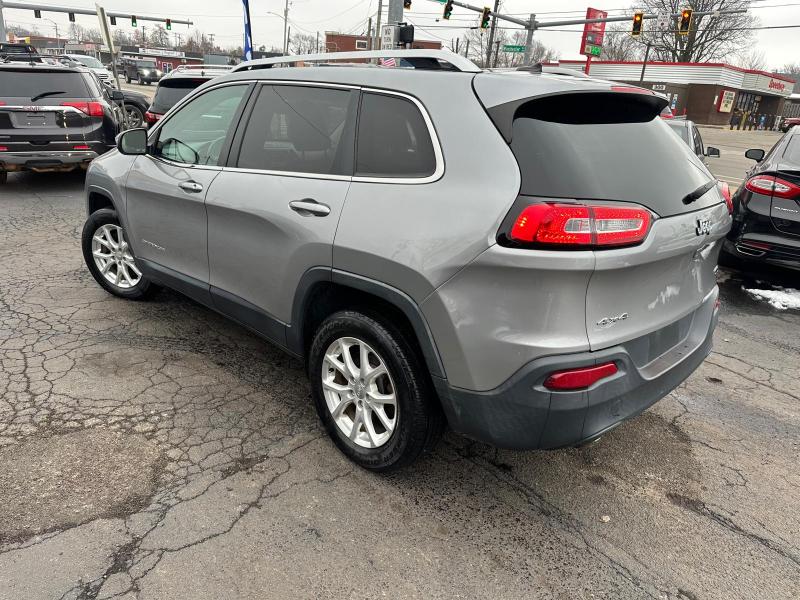 Jeep Cherokee Latitude 4WD 2015