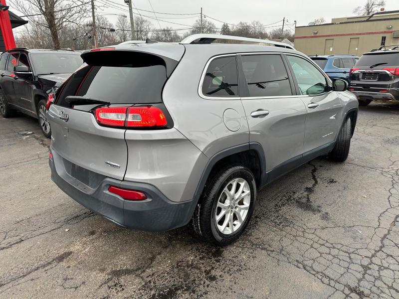 Jeep Cherokee Latitude 4WD 2015