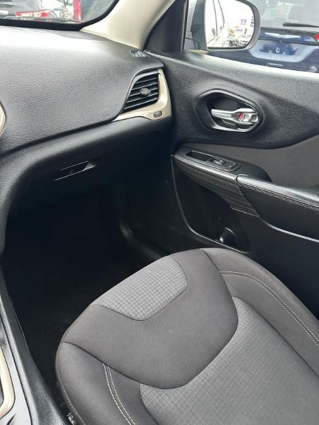 Jeep Cherokee Latitude 4WD 2015