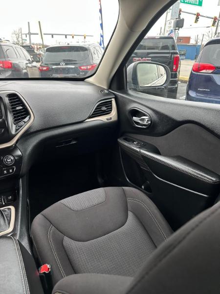 Jeep Cherokee Latitude 4WD 2015