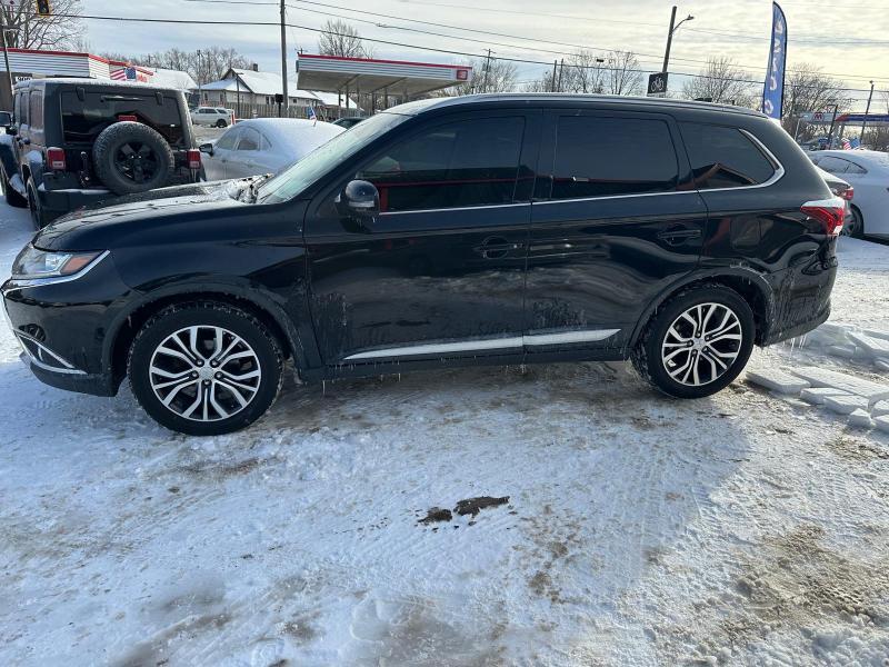 Mitsubishi Outlander SEL AWD 2017