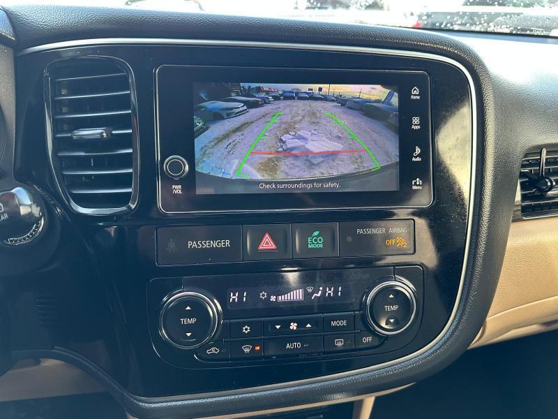 Mitsubishi Outlander SEL AWD 2017