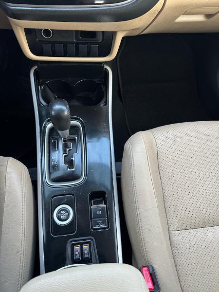 Mitsubishi Outlander SEL AWD 2017