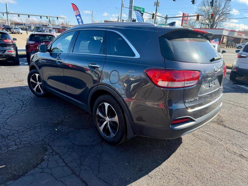 Kia Sorento EX 2WD 2016