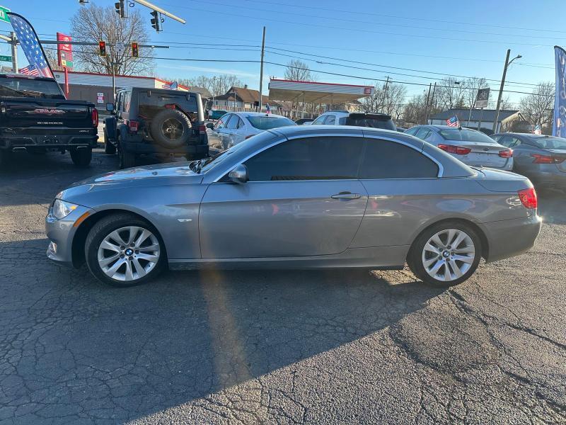 BMW 3-Series 328i Convertible 2012