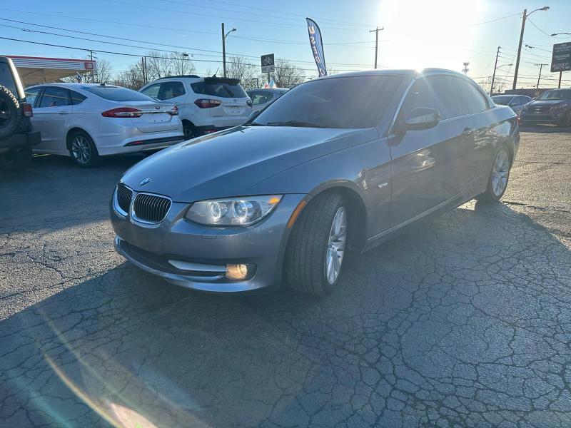 BMW 3-Series 328i Convertible 2012