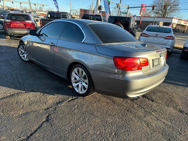 BMW 3-Series 328i Convertible 2012