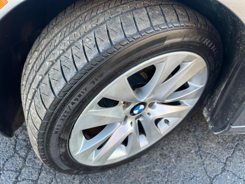 BMW 3-Series 328i Convertible 2012