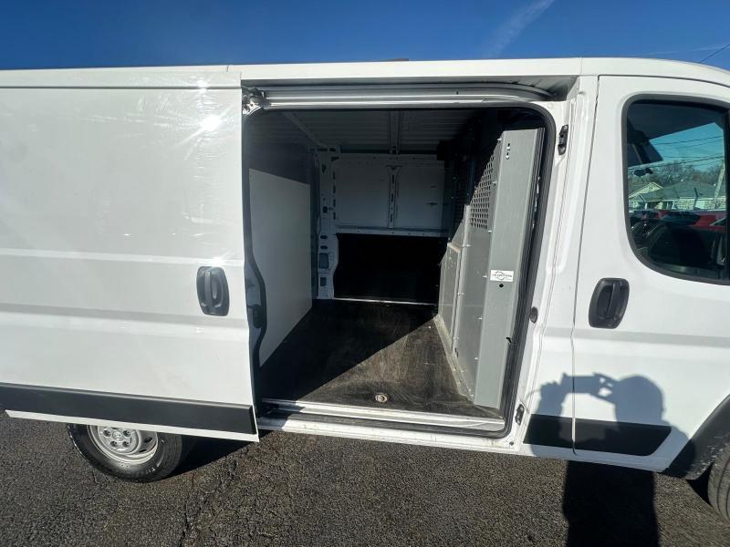 RAM Promaster 1500 Low Roof 136-in. WB 2023