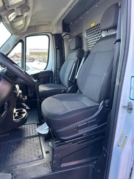 RAM Promaster 1500 Low Roof 136-in. WB 2023