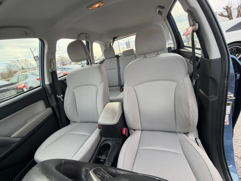 Subaru Forester 2.5i Premium PZEV CVT 2016