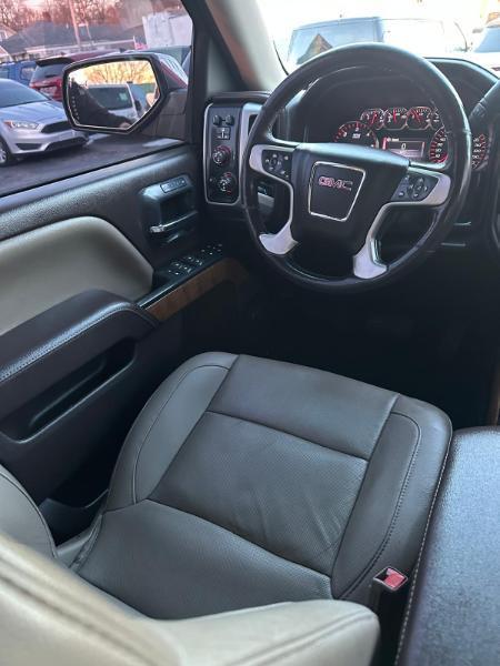 GMC Sierra 1500 SLT Crew Cab Long Box 4WD 2016