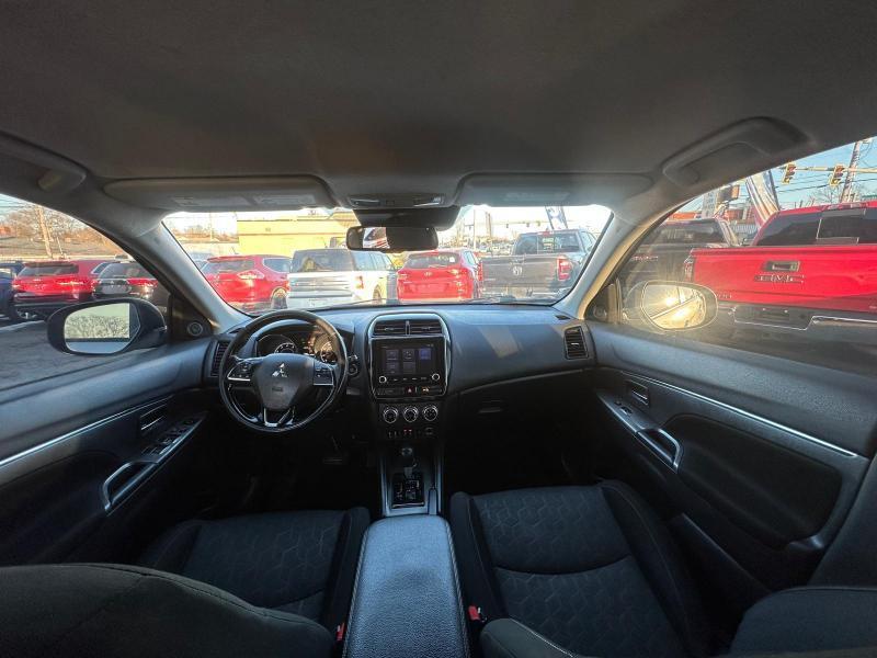 Mitsubishi Outlander Sport 2.0 ES 4WD CVT 2020