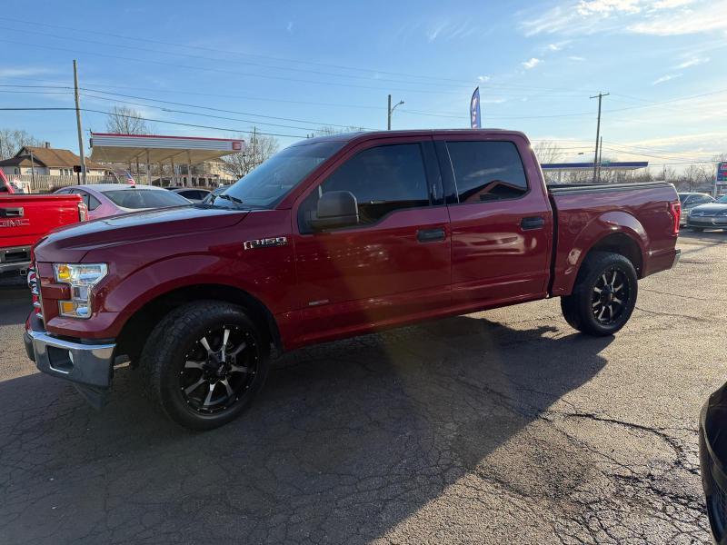 Ford F-150 XL SuperCrew 5.5-ft. Bed 2WD 2017