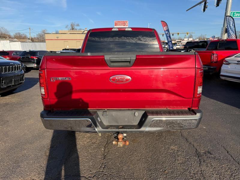 Ford F-150 XL SuperCrew 5.5-ft. Bed 2WD 2017