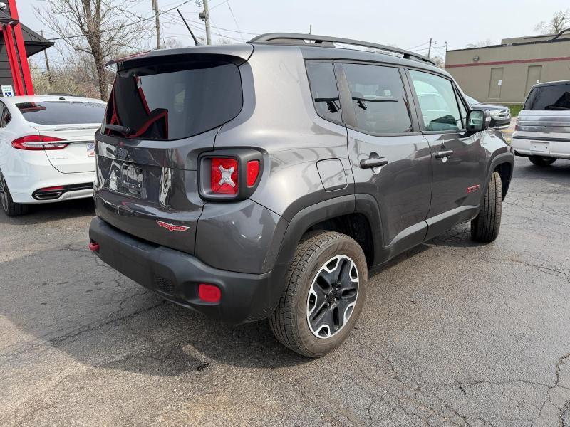 Jeep Renegade Trailhawk 2016