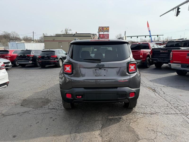 Jeep Renegade Trailhawk 2016