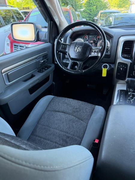 RAM 1500 SLT Crew Cab SWB 4WD 2013