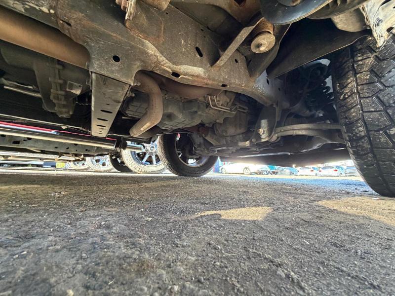 RAM 1500 SLT Crew Cab SWB 4WD 2013