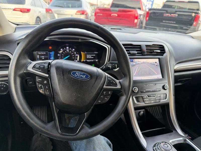 Ford Fusion Hybrid SE 2020