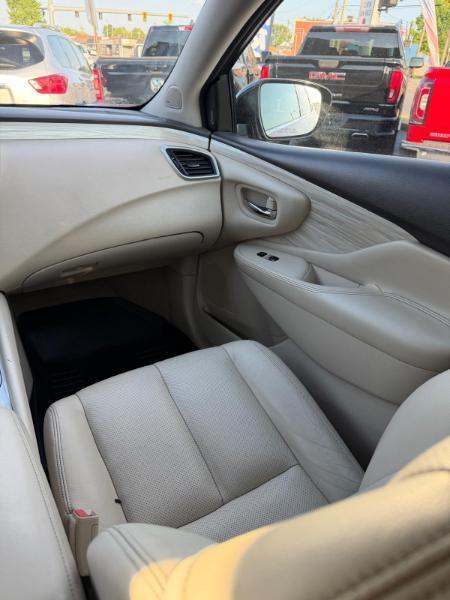 Nissan Murano S AWD 2015