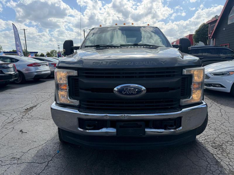 Ford F-350 SD XL Crew Cab 4WD 2017