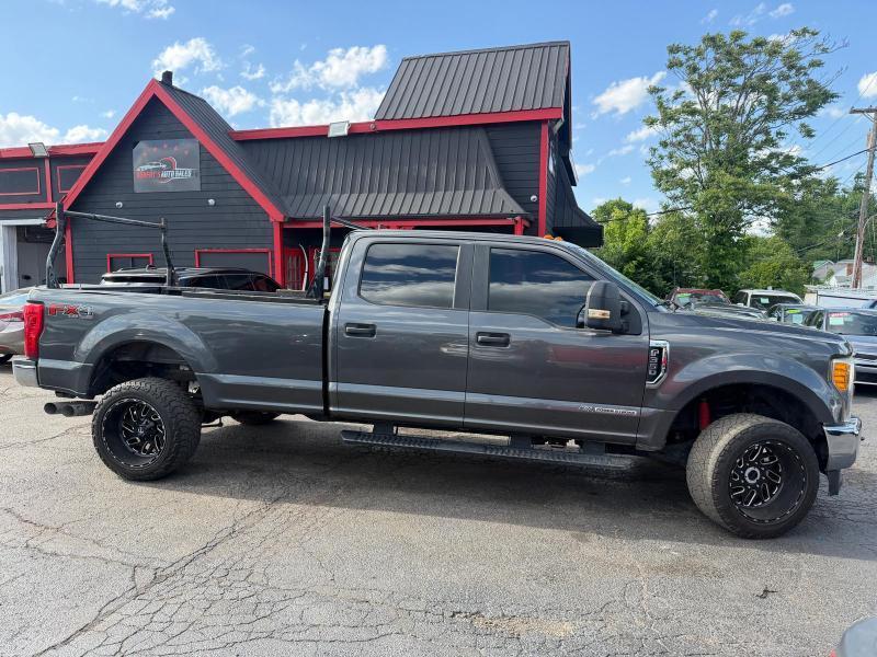 Ford F-350 SD XL Crew Cab 4WD 2017
