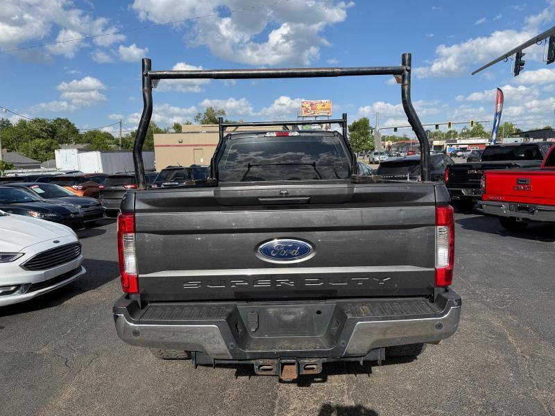 Ford F-350 SD XL Crew Cab 4WD 2017