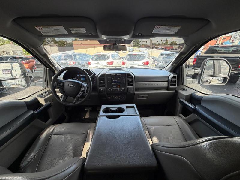 Ford F-350 SD XL Crew Cab 4WD 2017