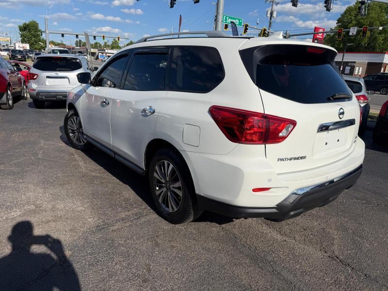 Nissan Pathfinder S 4WD 2019
