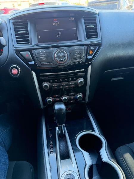 Nissan Pathfinder S 4WD 2019