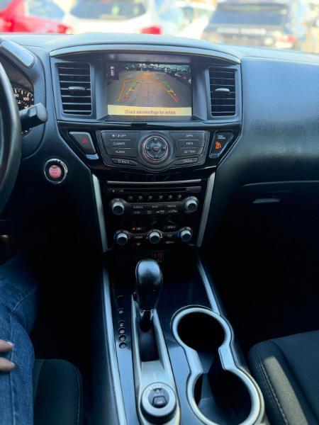 Nissan Pathfinder S 4WD 2019
