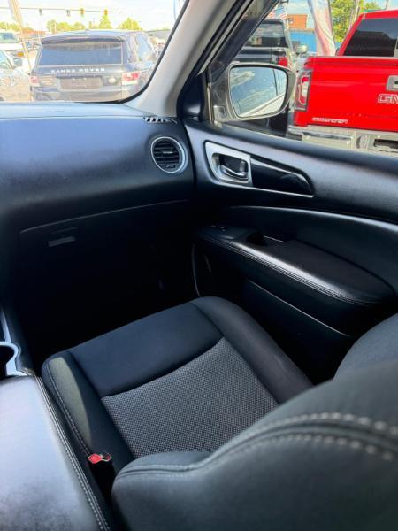 Nissan Pathfinder S 4WD 2019