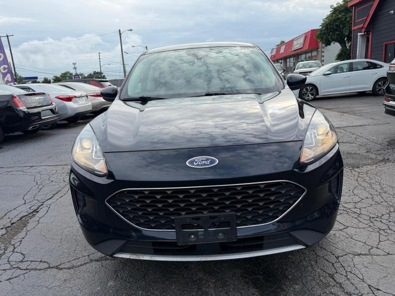 Ford Escape SE 2021