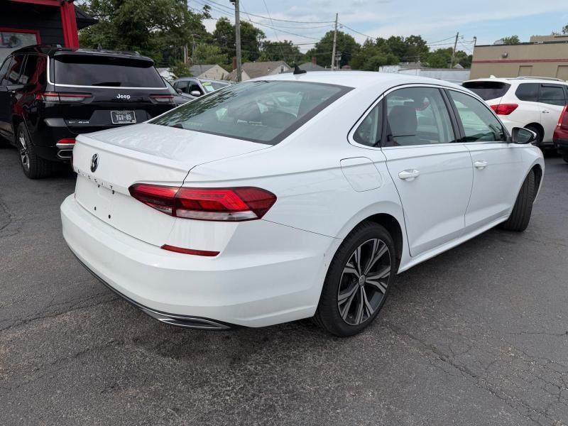 Volkswagen Passat SE 2021