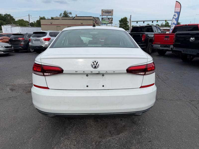 Volkswagen Passat SE 2021