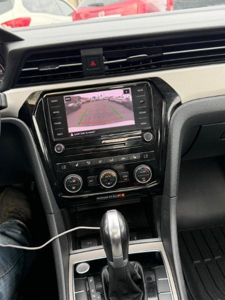 Volkswagen Passat SE 2021