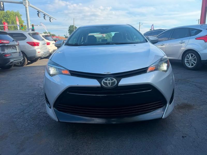Toyota Corolla L CVT 2017