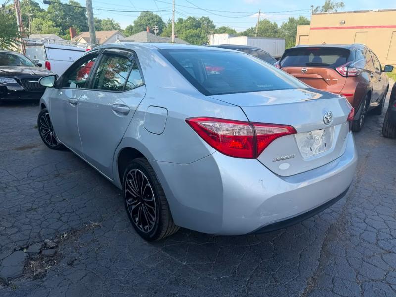 Toyota Corolla L CVT 2017