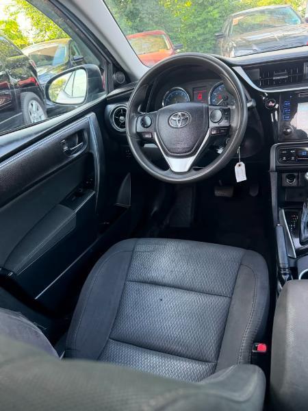 Toyota Corolla L CVT 2017