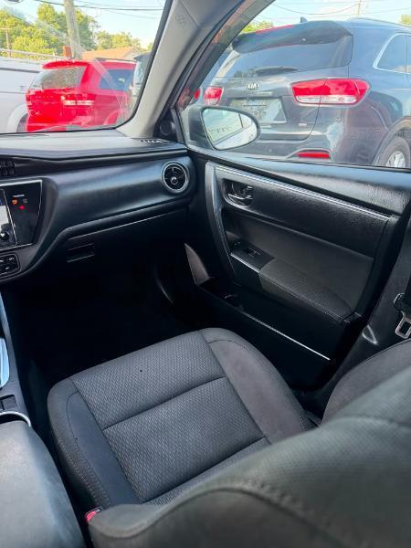Toyota Corolla L CVT 2017