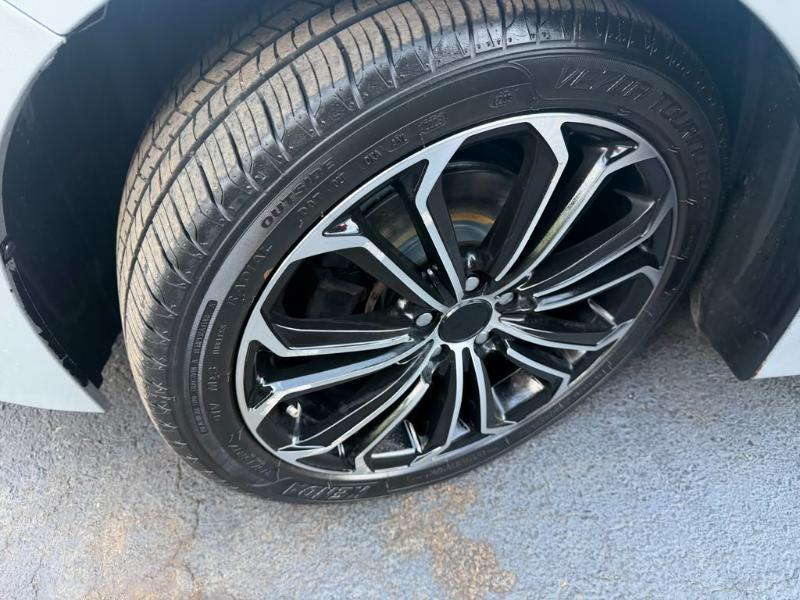Toyota Corolla L CVT 2017