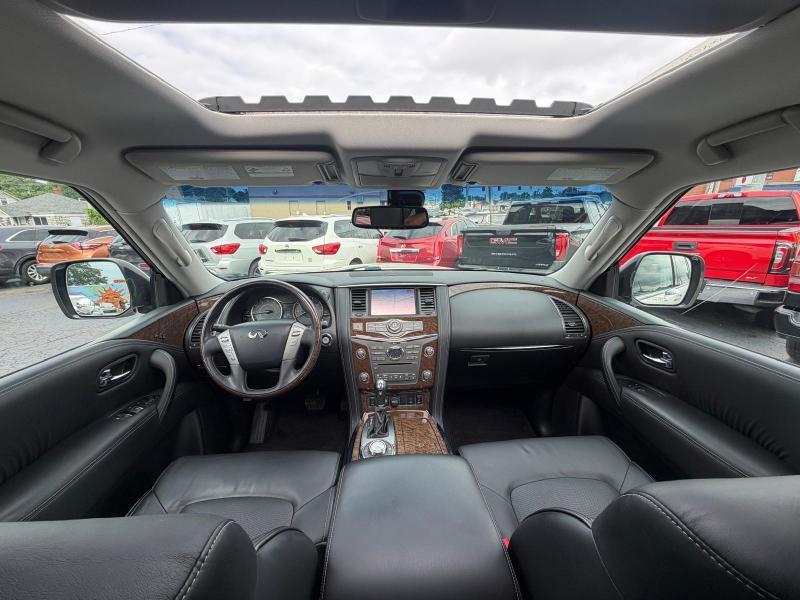 Infiniti QX80 Limited 4WD 2017