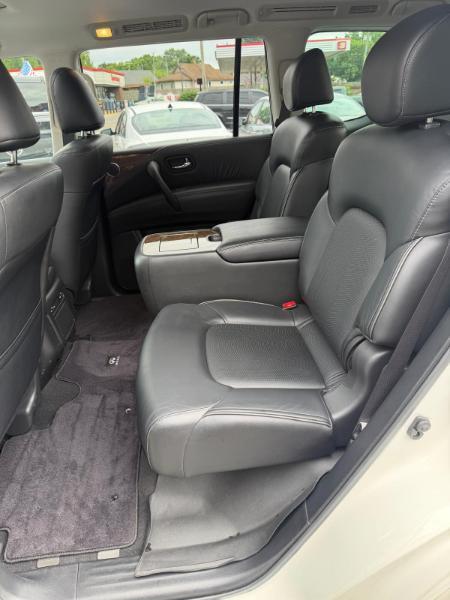 Infiniti QX80 Limited 4WD 2017