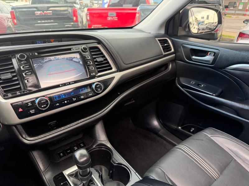 Toyota Highlander XLE AWD V6 2017